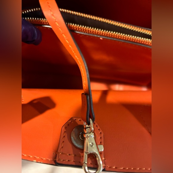 Michael Kors 2way Burnt Orange handbag/crossbody. Authentic & pre-owned - Picture 10 of 13
